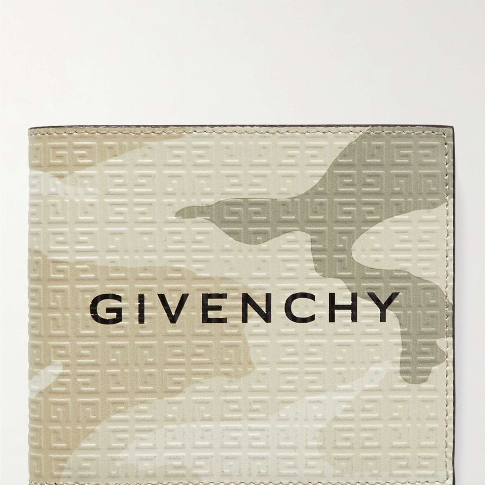 男生精品皮夾推薦：Givenchy Logo壓紋印花皮革短夾
