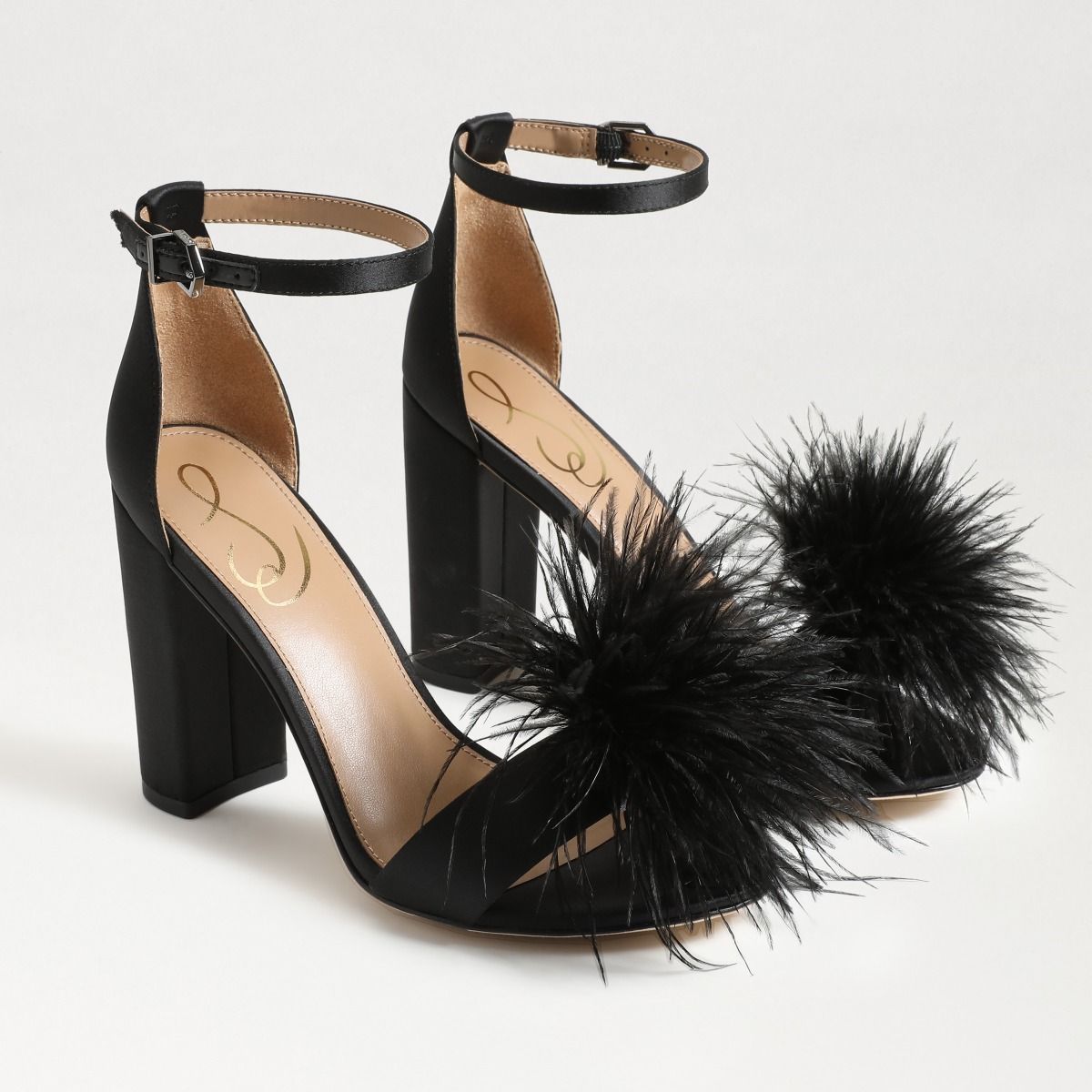 Heels with fur hot sale on top