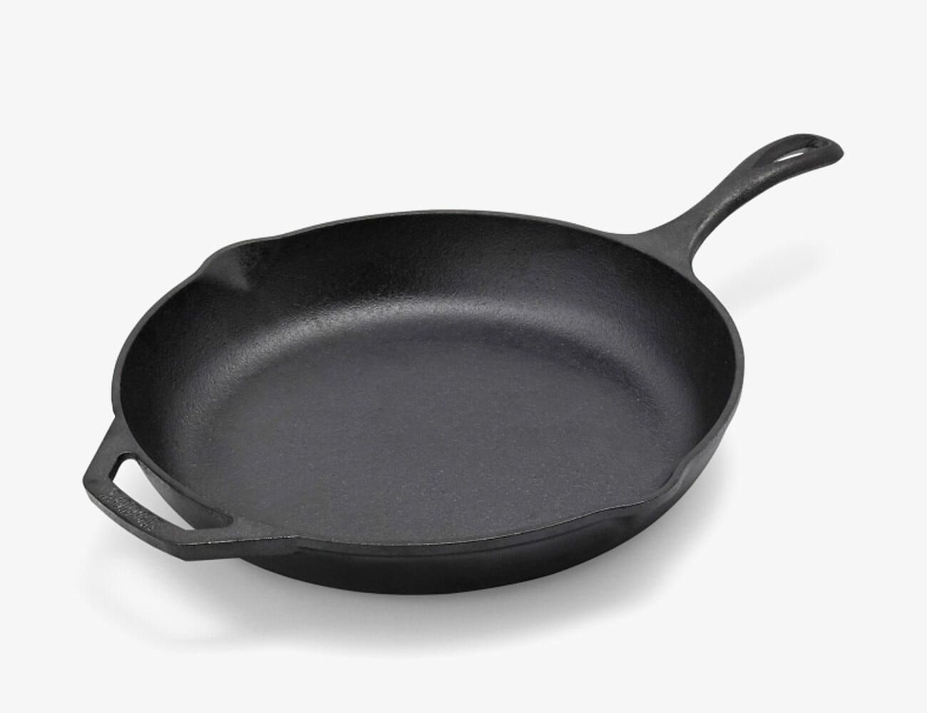 Lodge 6-1/2 Inch Cast Iron Pre-Seasoned Skillet – Signature Teardrop Handle  - Use in the Oven, on the Stove, on the Grill, or Over a Campfire, Black