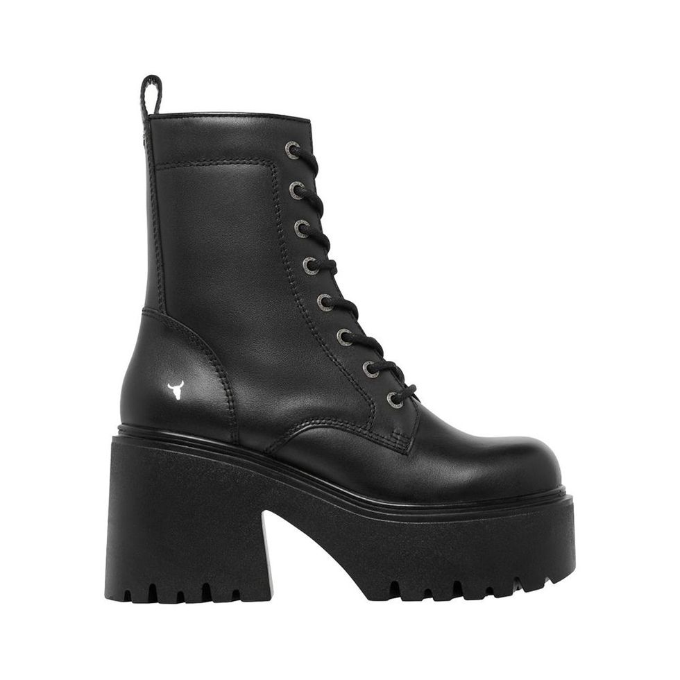 Totally Black Leather Boot 