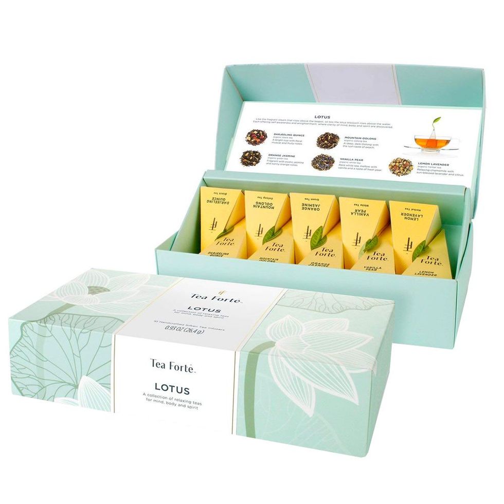 Lotus Petite Presentation Box