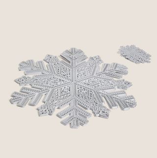 Snowflake placemats and 4 coasters, set of 4