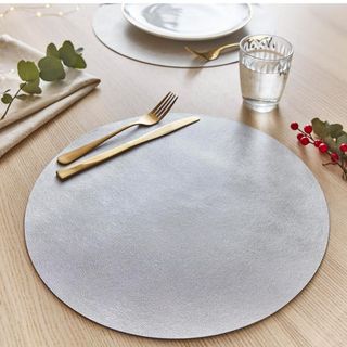 Reversible leather placemat, set of 2
