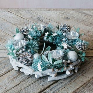Round Pinecone Candle Wreath
