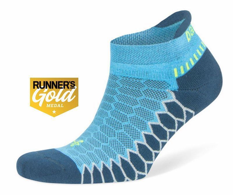 Welp it's about that time folks, summer is done and the tall warm socks are  comin out! Just in this hot sock collab with @smartwool!!!…