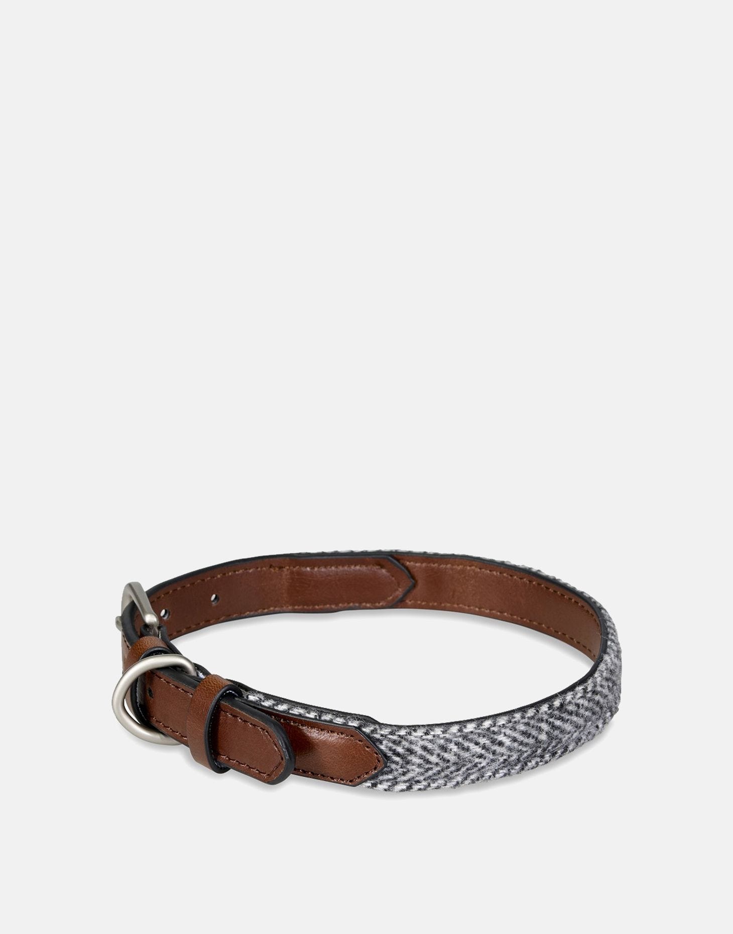 are leather dog collars safe