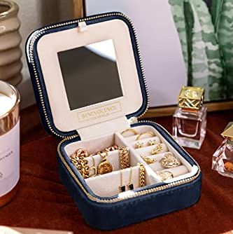 Plush Velvet Travel Jewelry Box