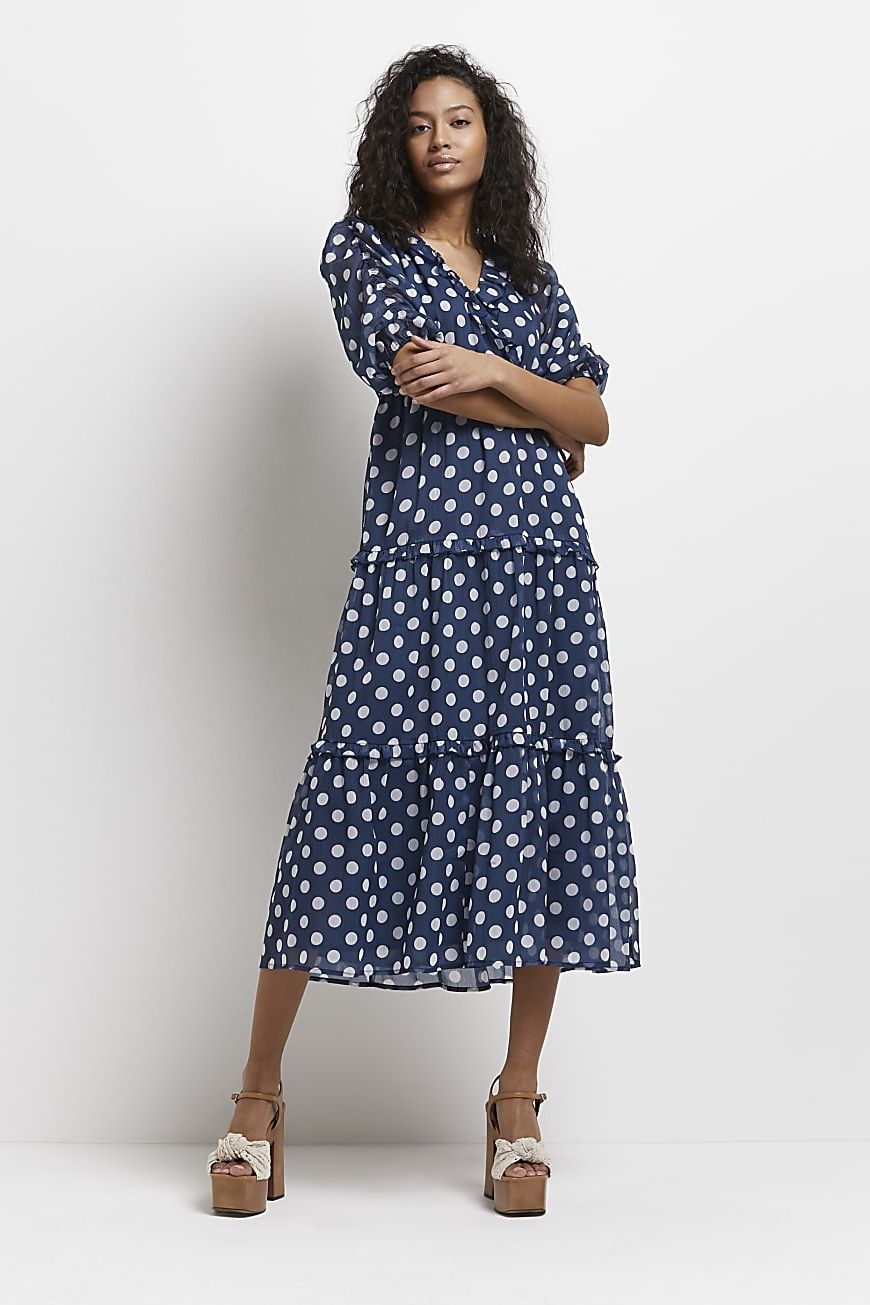 Holly Willoughby wears a stunning LK Bennett polka dot dress