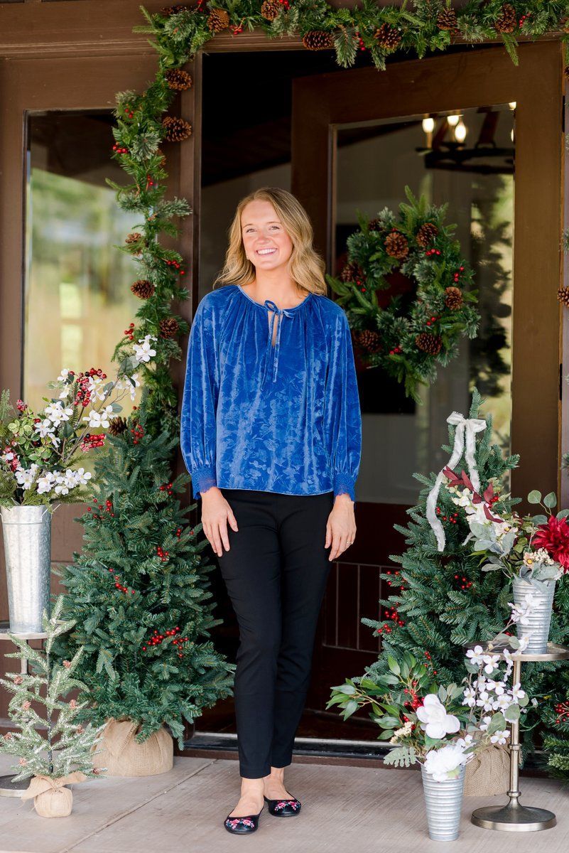 The Pioneer Woman Holiday Clothing 2022 - Where to Buy Ree Drummond's ...