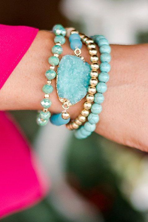 The Pioneer Woman Jewelry, Soft Gold-tone Bracelet Set with Resin Druzy and Semi-Precious Beads