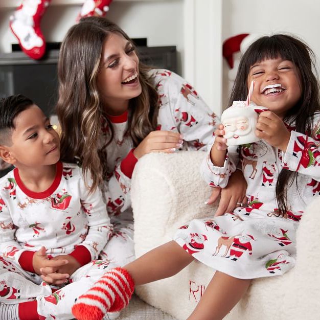 Christmas Family Pajamas Popular Jammies Adults Kids Holiday Sleepwear Set  for Christmas Clothes Nighty 