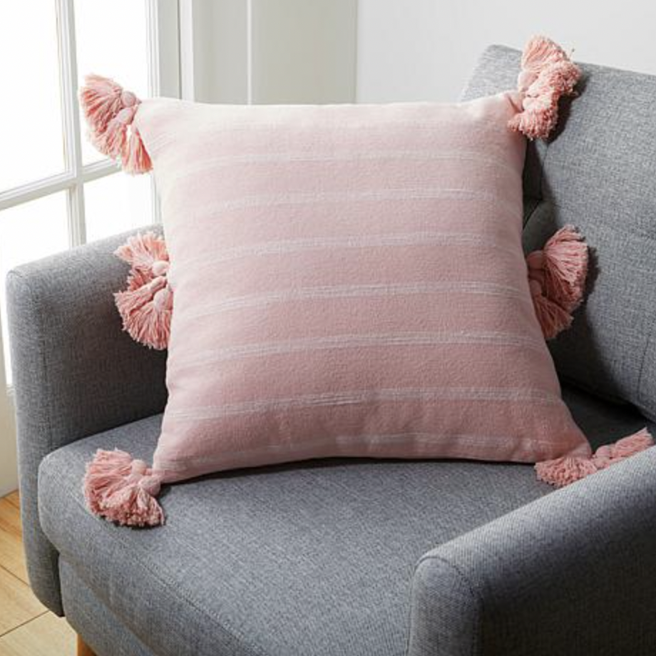 Chunky Tassel Cotton Pillow