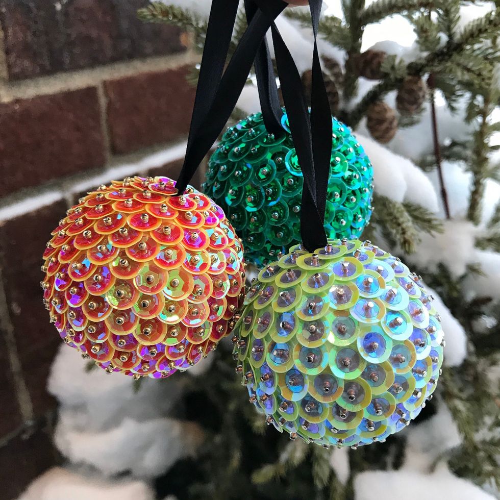 Styrofoam Christmas Tree Ornament - Easy Christmas Craft