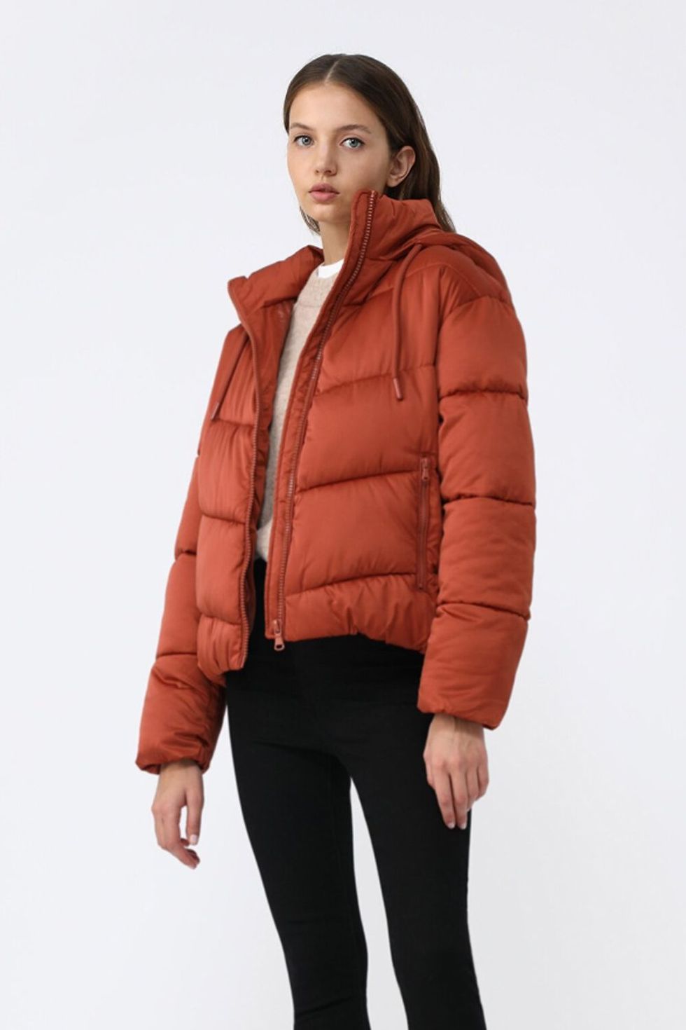 Ofertas en chaquetas de plumas y abrigos de marca otoño-invierno