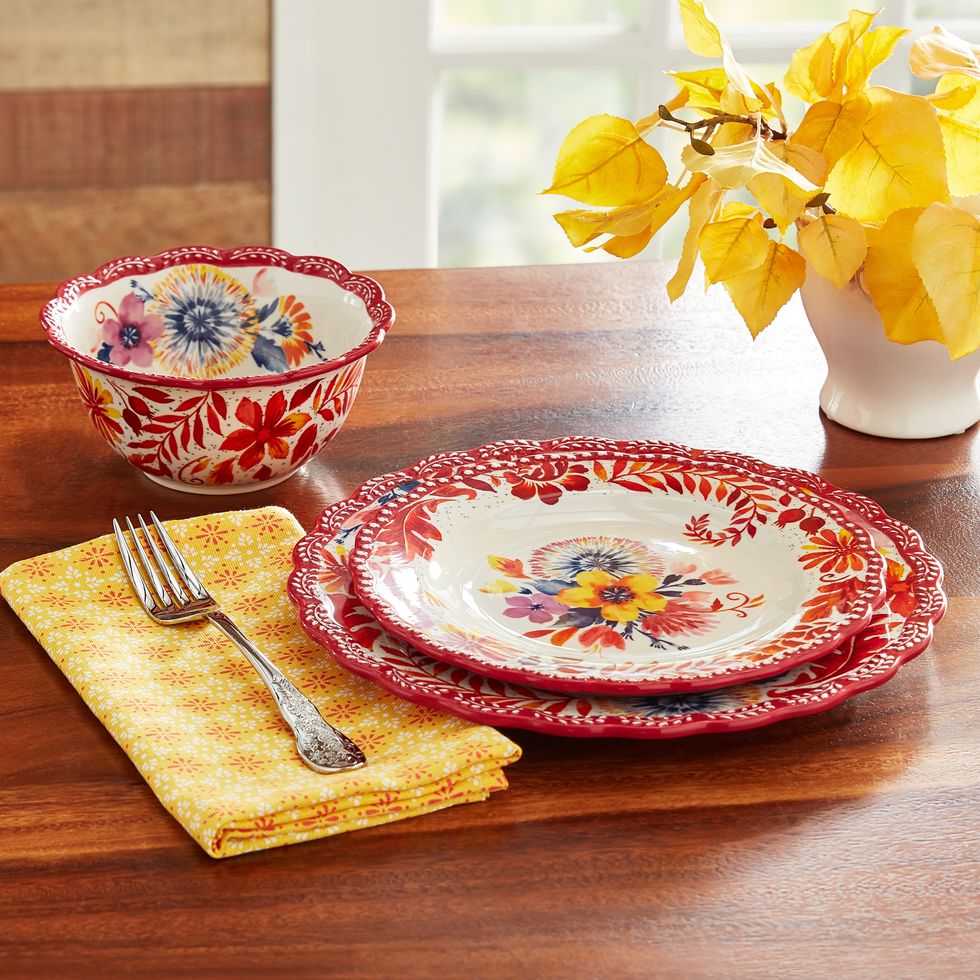 The Pioneer Woman Woodland Whimsy 12-Piece Dinnerware Set
