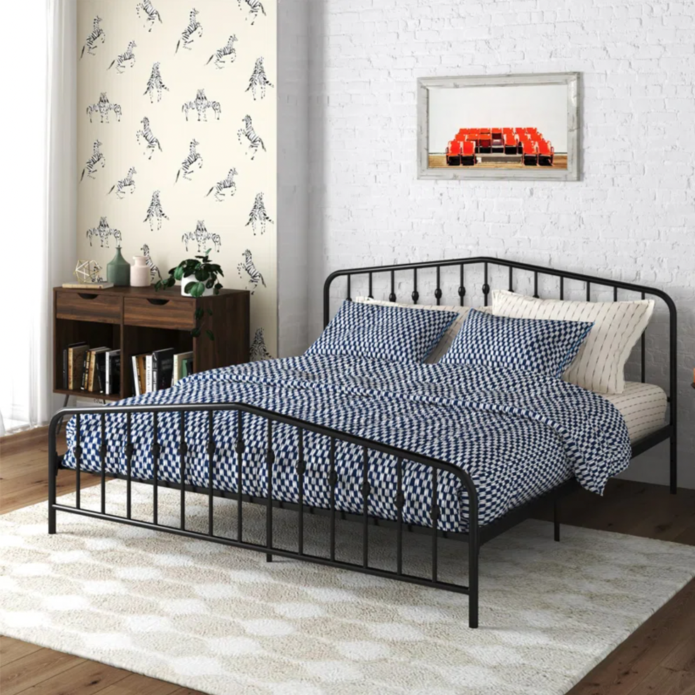 Black Bushwick Platform Bed