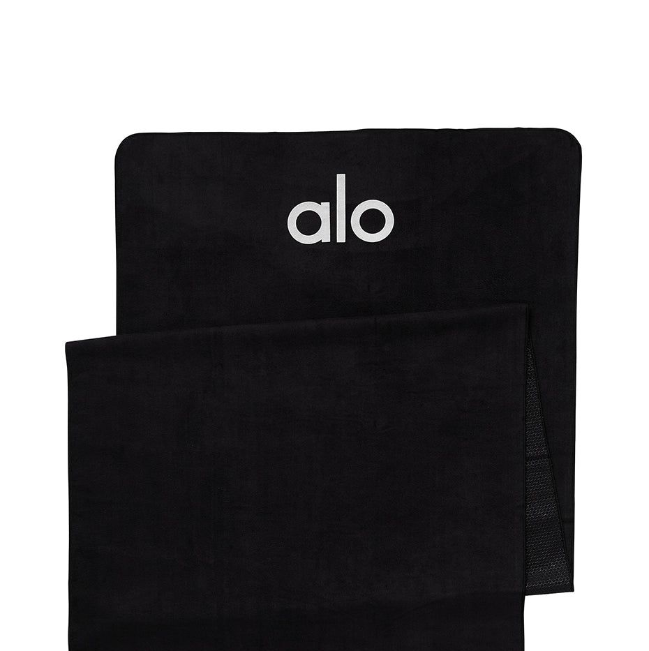 Grounded No-Slip Towel
