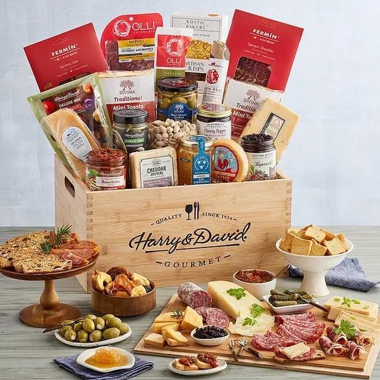Gourmet Charcuterie and Cheese Entertainer's Crate
