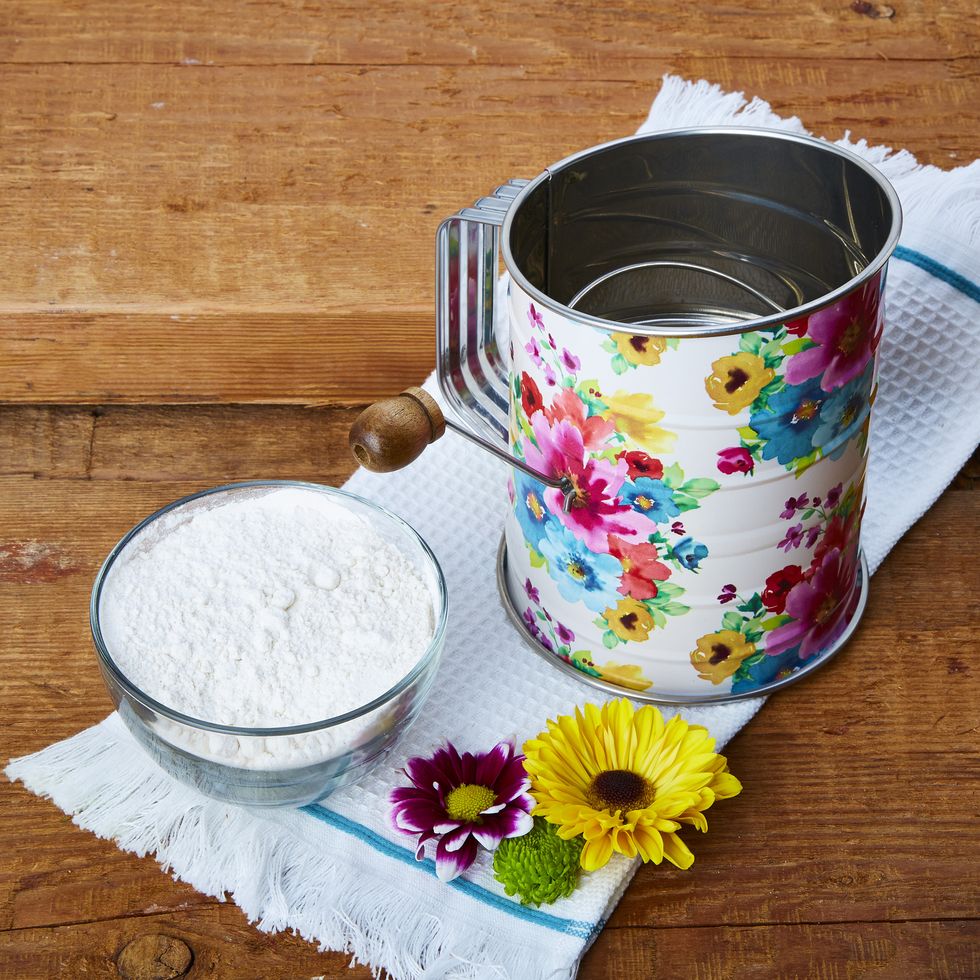 The Pioneer Woman 3-Cup Stainless Steel Flour Sifter