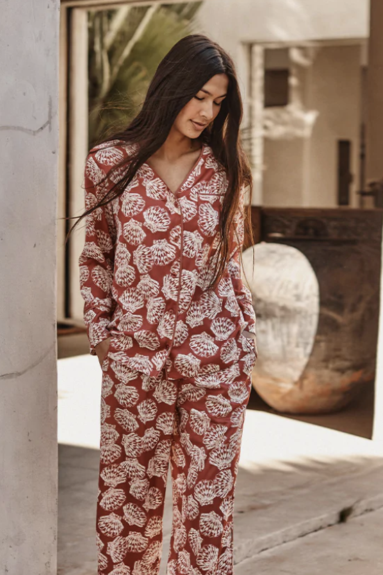 Satin Silk Sleepwear for Women's Set Pyjamas Winter Nightwear Designer  Pajamas - China Sleepwear and Pajamas price