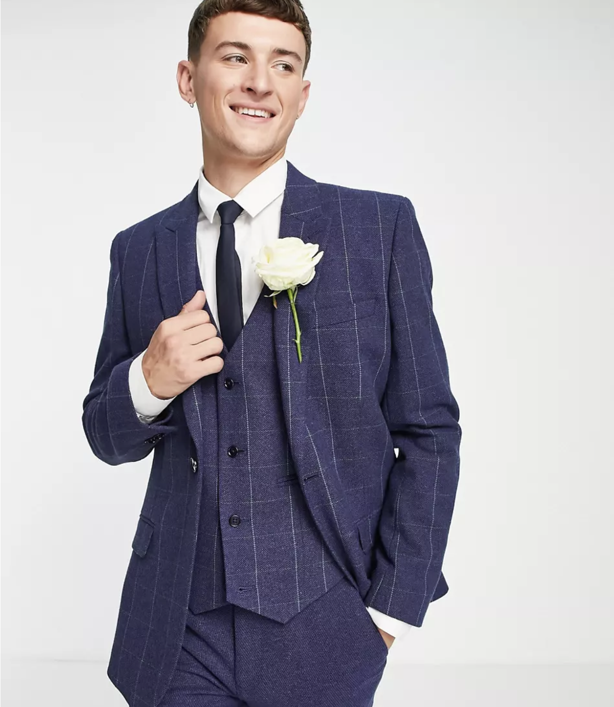 Best Prom Outfits for Guys