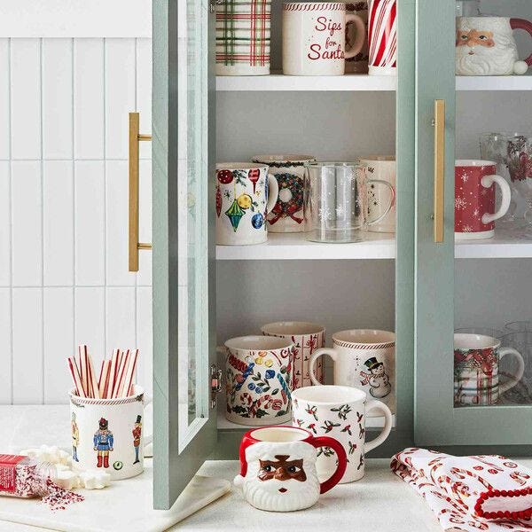 15 Ways to Get a Cozy Christmas Aesthetic 2022 - Items to Shop