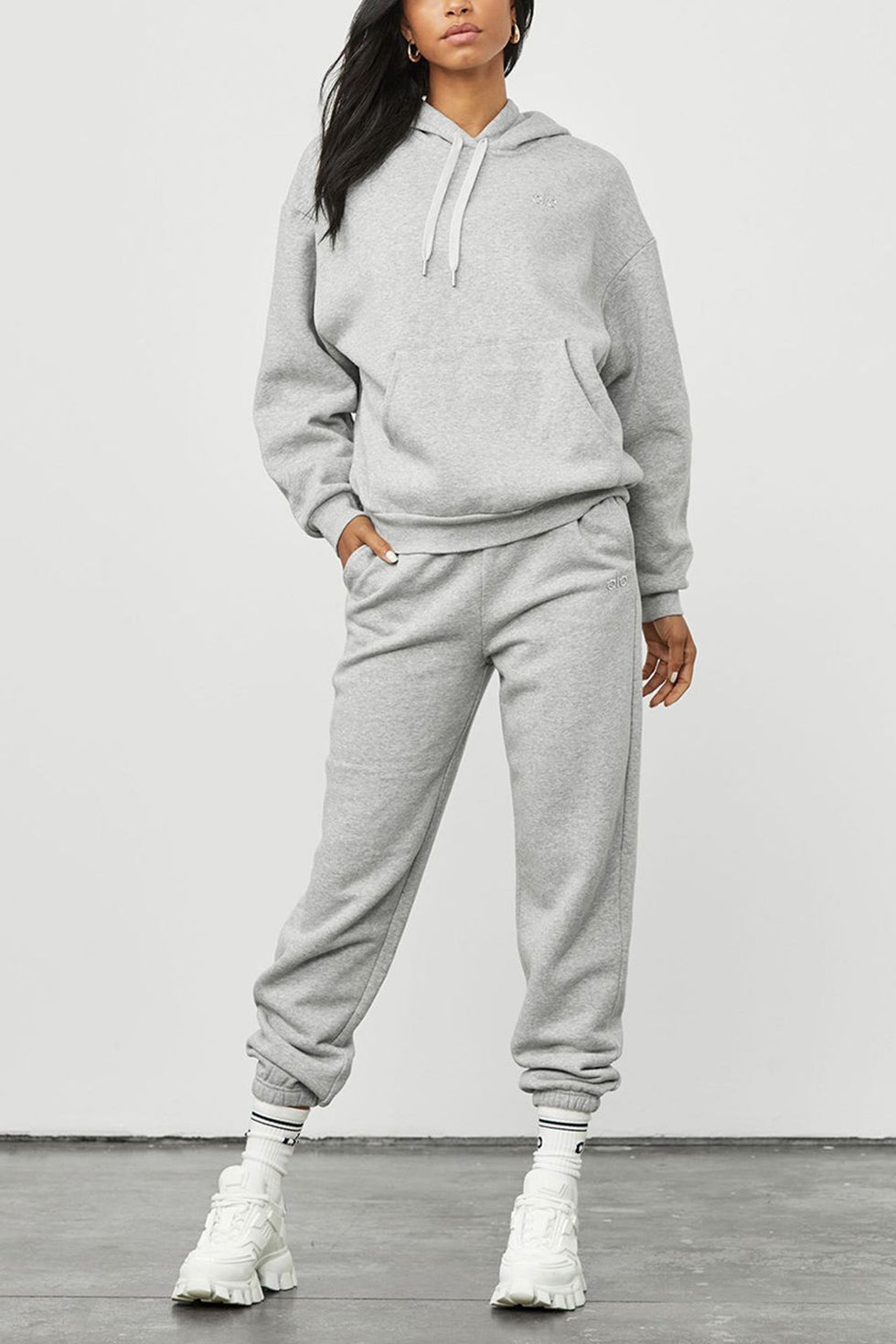I Found The Best Sweatsuit On The Internet  Sweatsuit set, Fashion  outfits, Spring fashion outfits