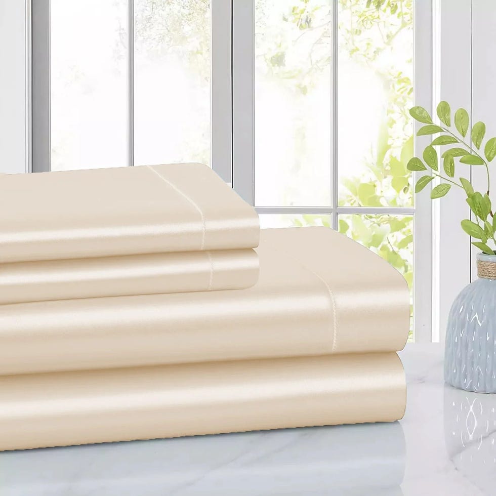 Everly Quinn Satin Sheet Set