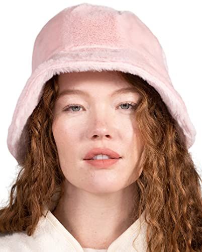 Megan Fox Channels Pamela Anderson in Feathery Pink Bucket Hat