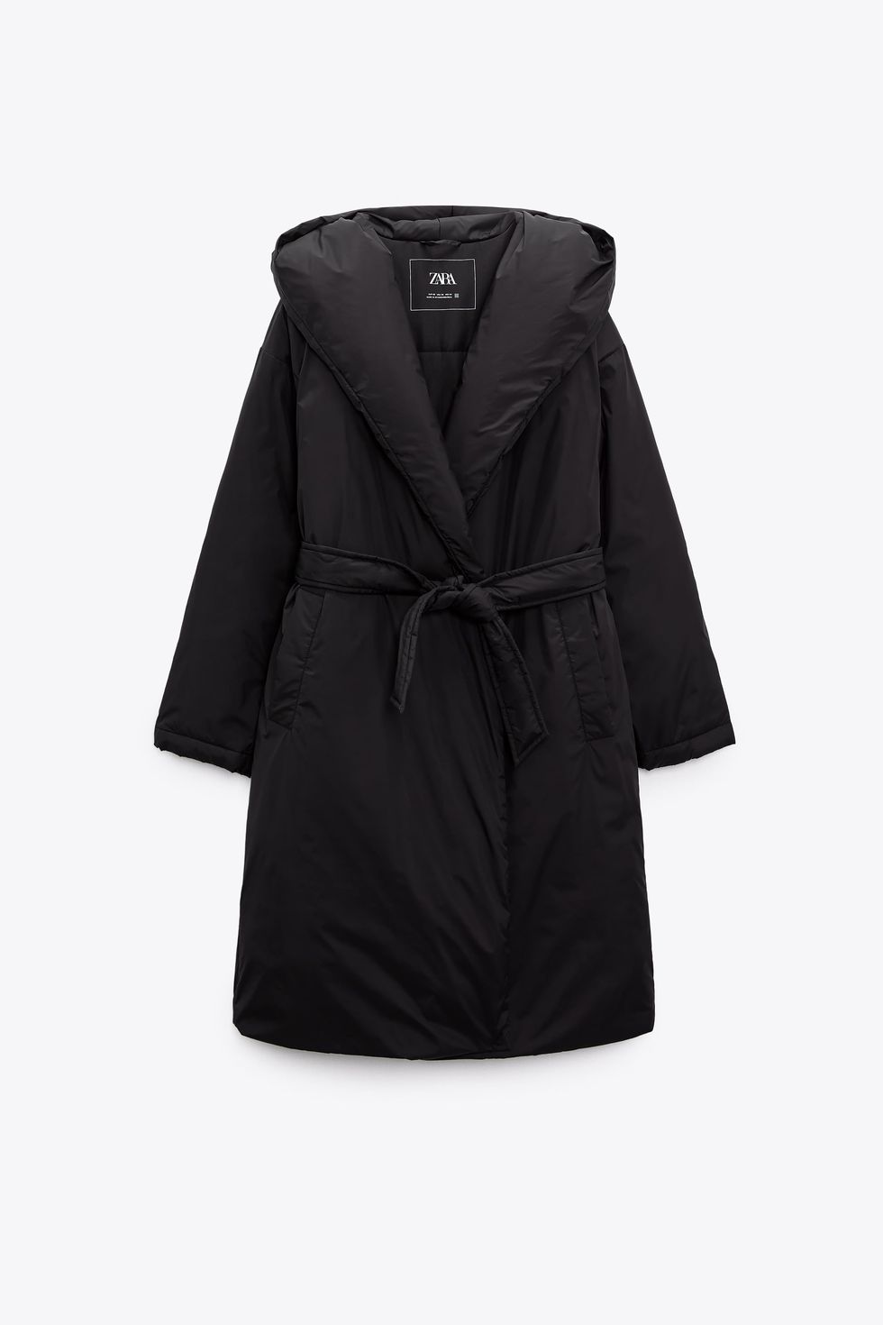 El plumífero de Zara elegante que parece de Hugo Boss: por menos de 30€,  ligero e impermeable