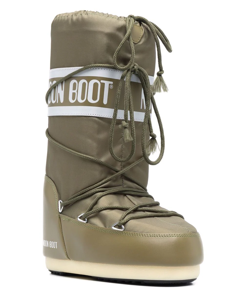 Icon snow boots