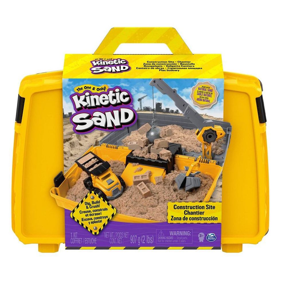  Kinetic Sand, Folding Sand Box with 2lbs of Kinetic Sand,  Includes Molds and Tools, Play Sand Sensory Toys for Kids Ages 3 and up :  Everything Else