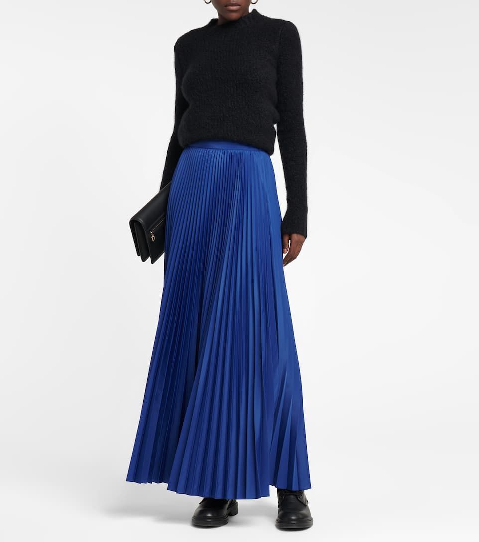 20 Stylish Maxi Skirts of 2023 - Best Long Skirts