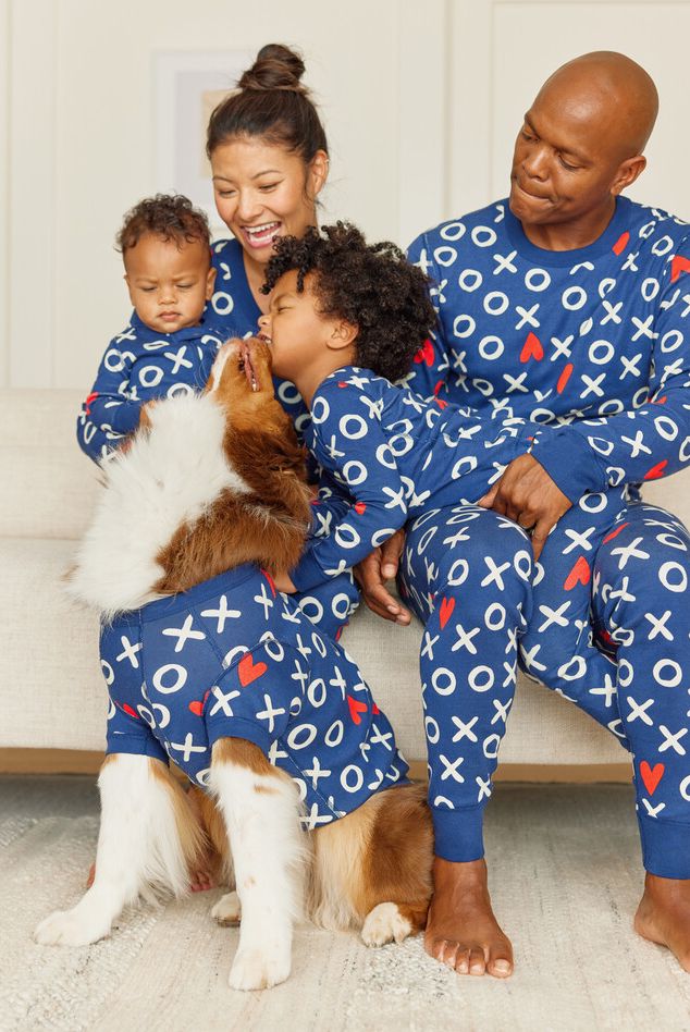 20 Matching Family Valentine's Day Pajamas That Are too Cute