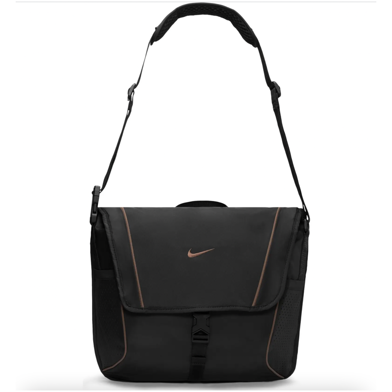 18 Best Messenger Bags For Men 2024   1672846564 11 1672846559 