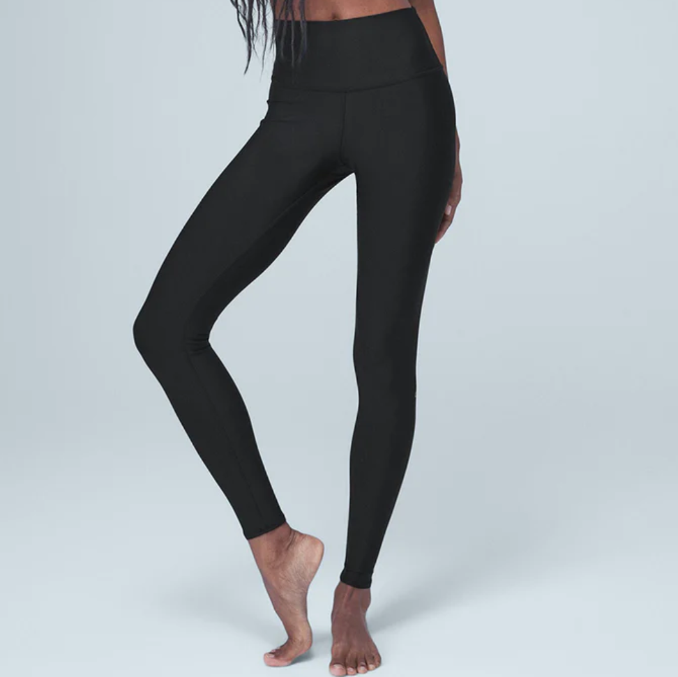 Alo Yoga - 7/8 High Waisted Airlift Legging - Black – World of