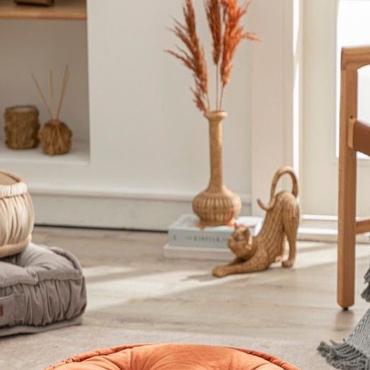 Floor Cushions - 12 Styles To Help You Lounge Comfortably