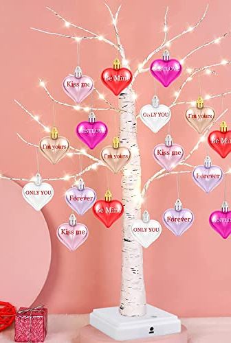Romantic Valentines Day Decorations & DIYs for Love