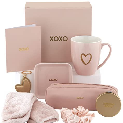 45 Valentine's Day Gifts for Mom 2023 - Valentine Gift Ideas for Mom