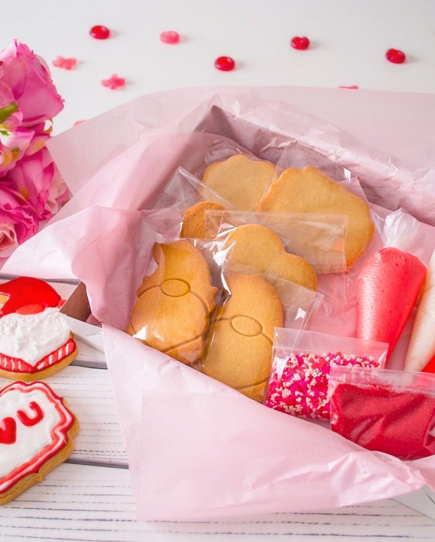 valentine gnome cookie kit 