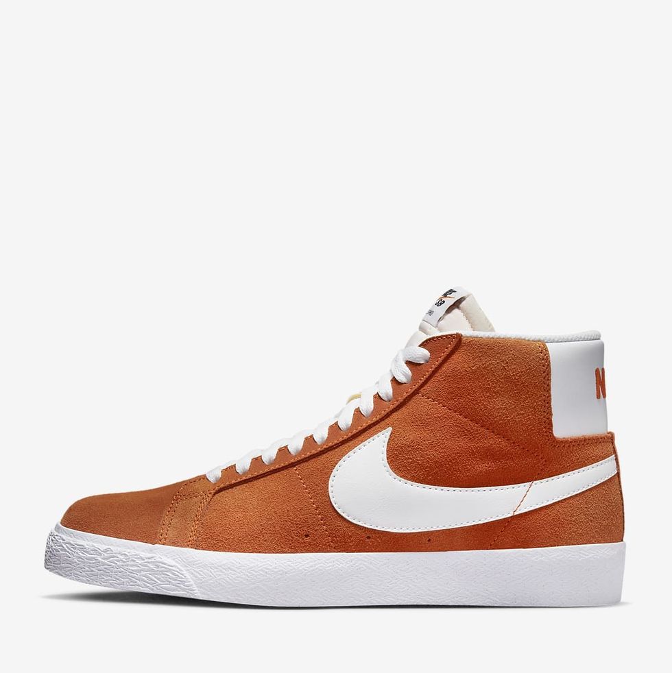 Nike Sale: Up to 40% Off Nike Shoes and Clothes in Nike Outlet