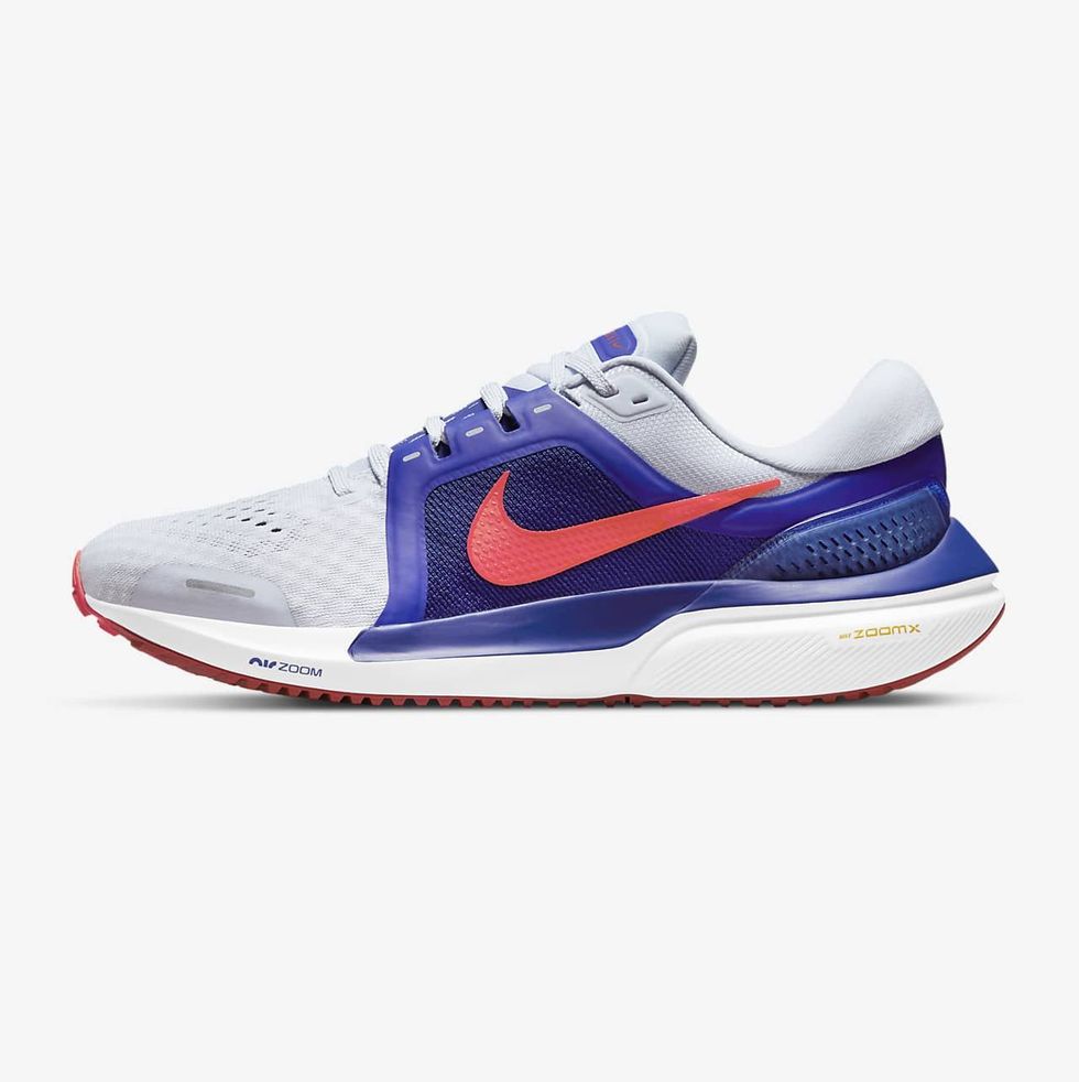  Air Zoom Vomero 16 Running Shoes