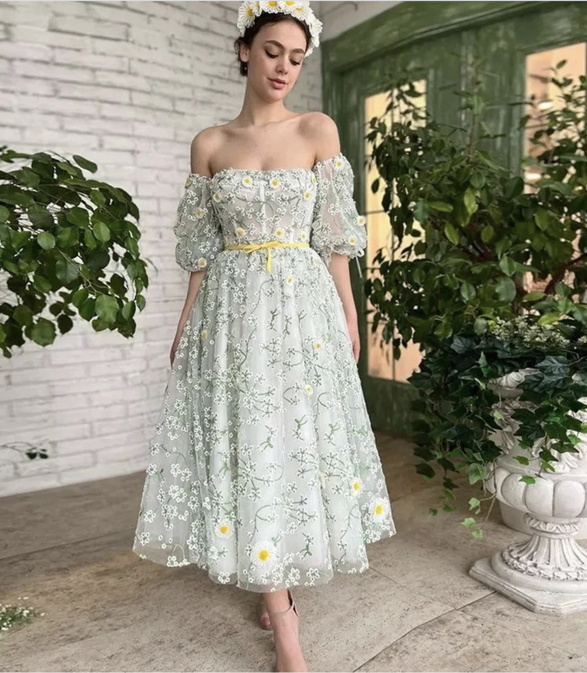 Daisy Chain Flower Embroidery Neck Dress 