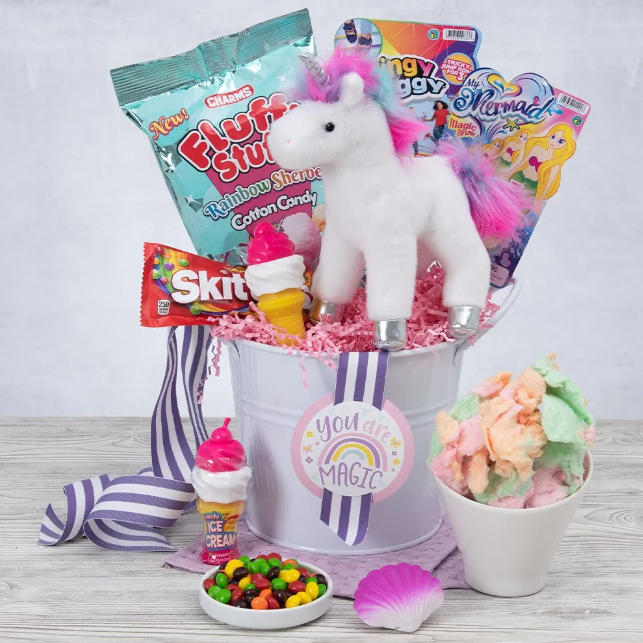 14 Best Valentine's Day Gift Baskets 2023: Couples, Galentine's