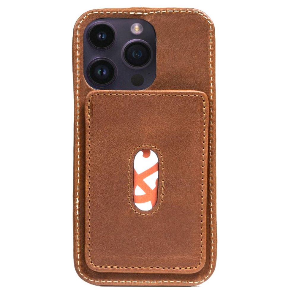 Traveler LeatherSafe Wallet Case for iPhone 14 Pro