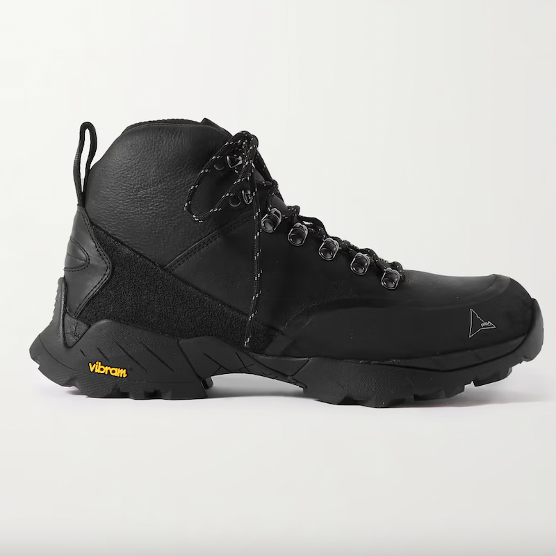 Trendy walking outlet boots