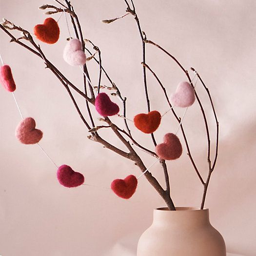 35+ Valentine\'s Day Decor Ideas - How to Decorate for Valentine\'s Day