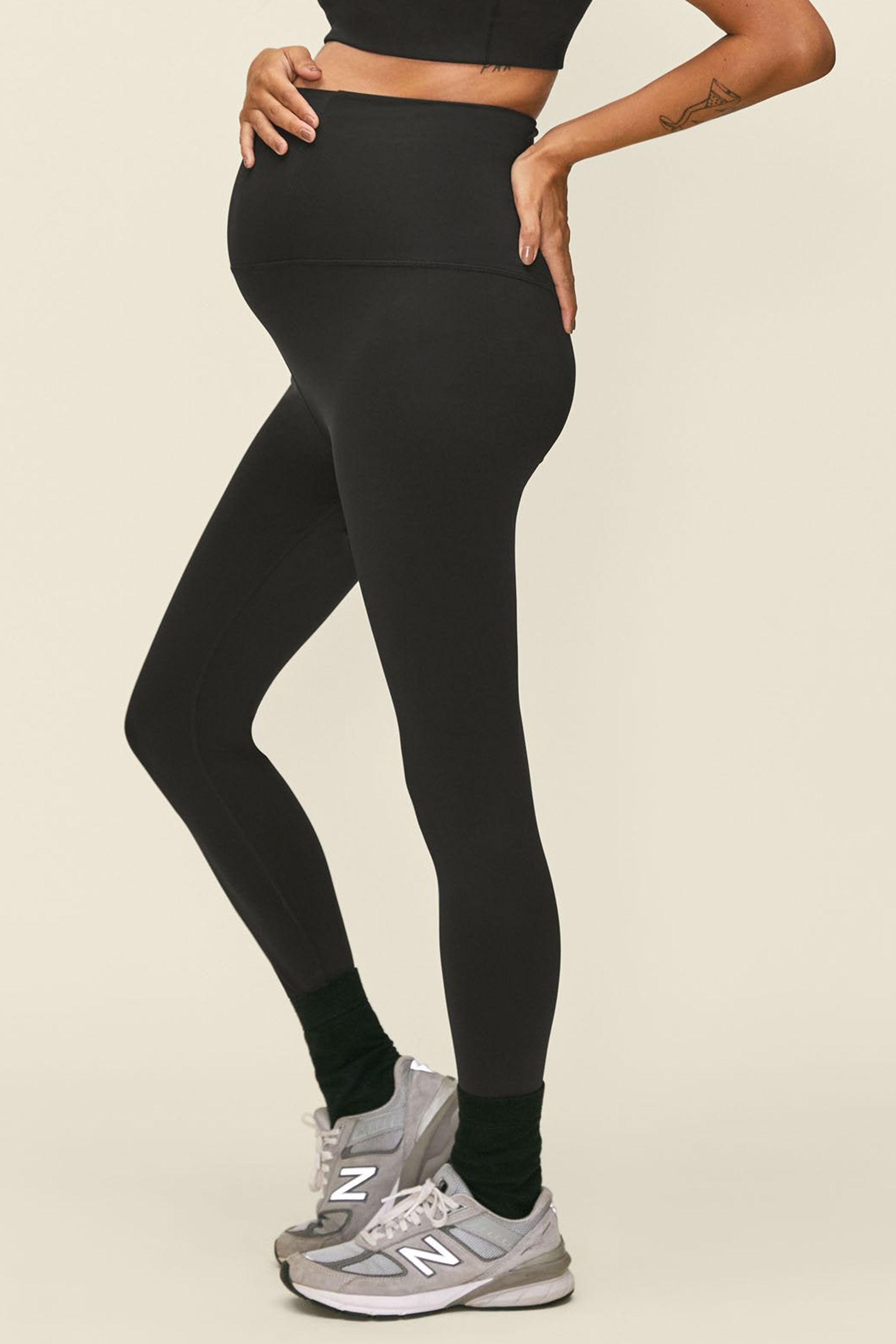 Maternity Support Leggings - Patented Back Support – Leading Lady Inc.