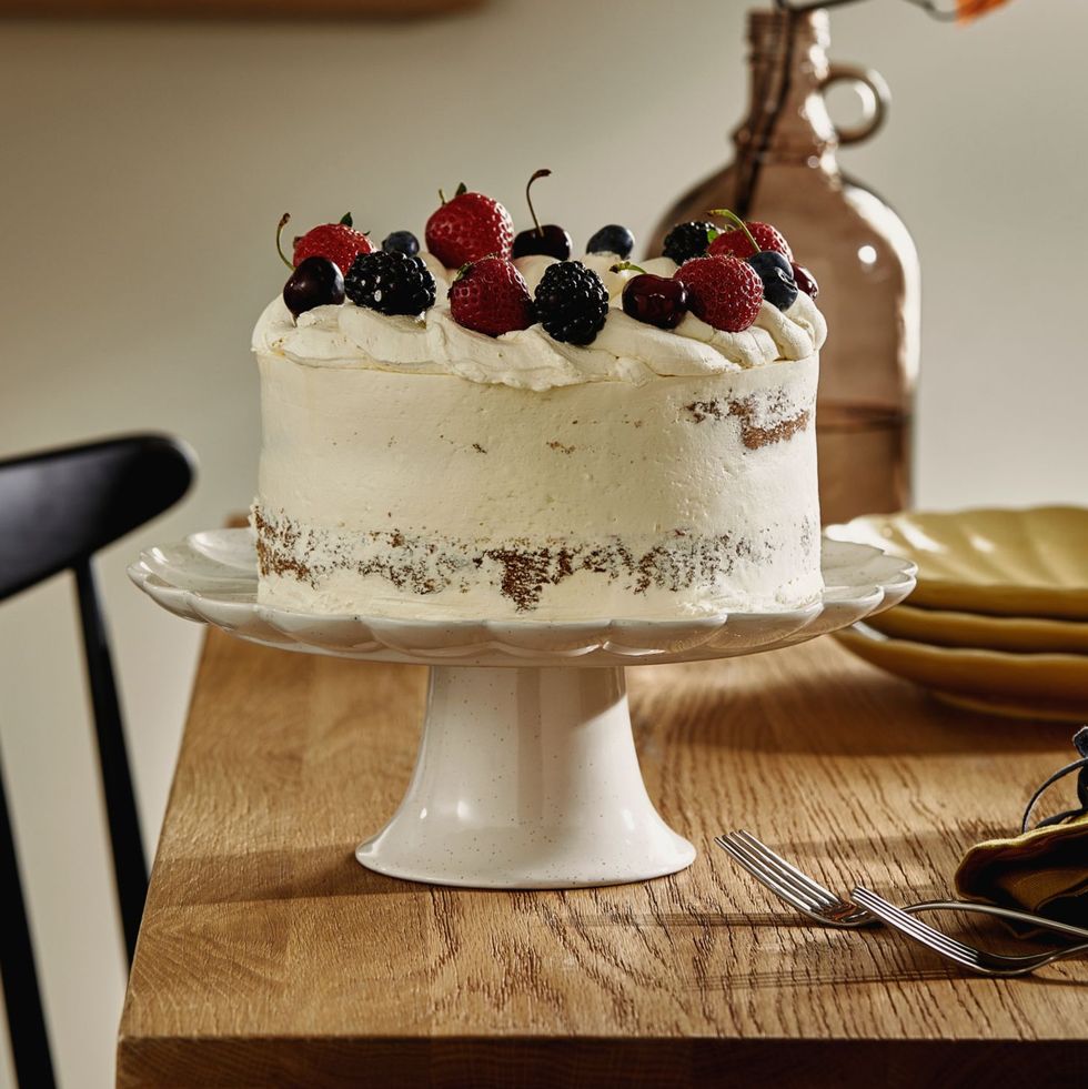 Scalloped Speckled Stoneware Cake Stand, 28cm, White
