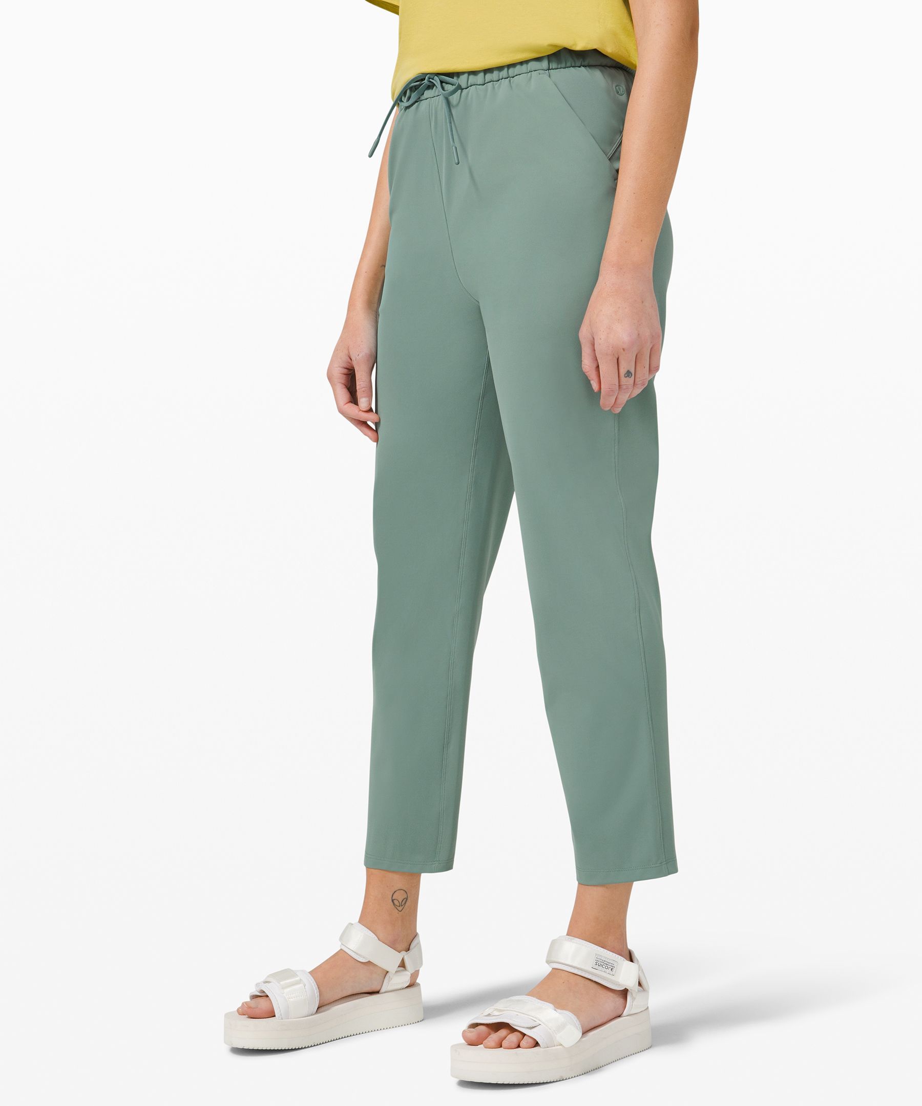 Stretch High-Rise Pant